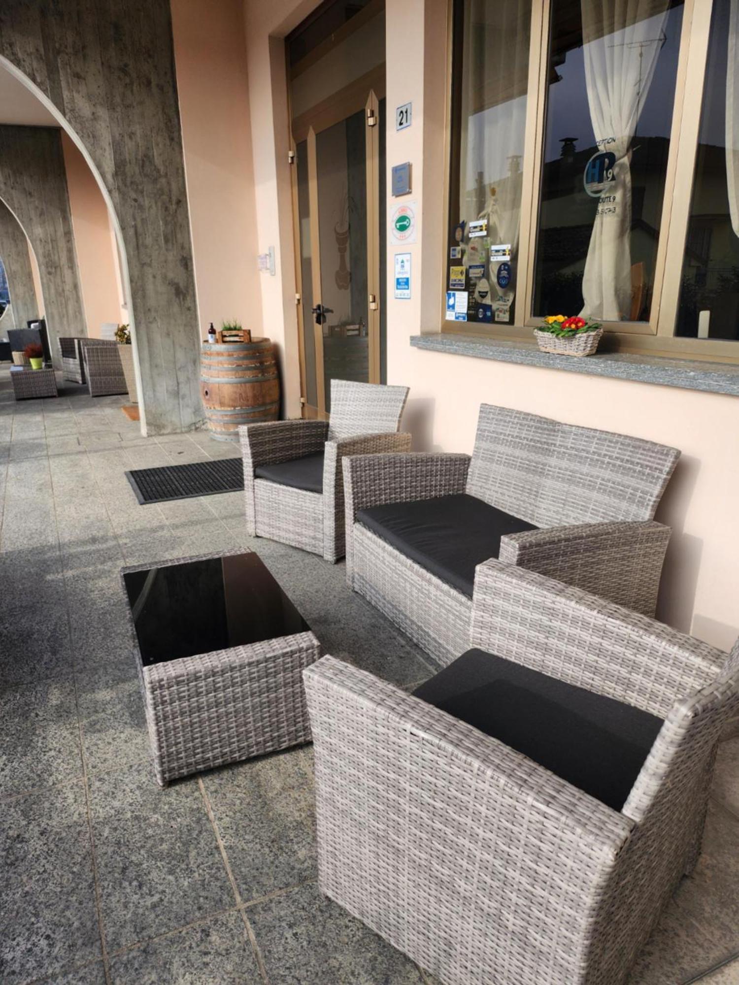 Hotel Route 9 Cadeo Exterior photo