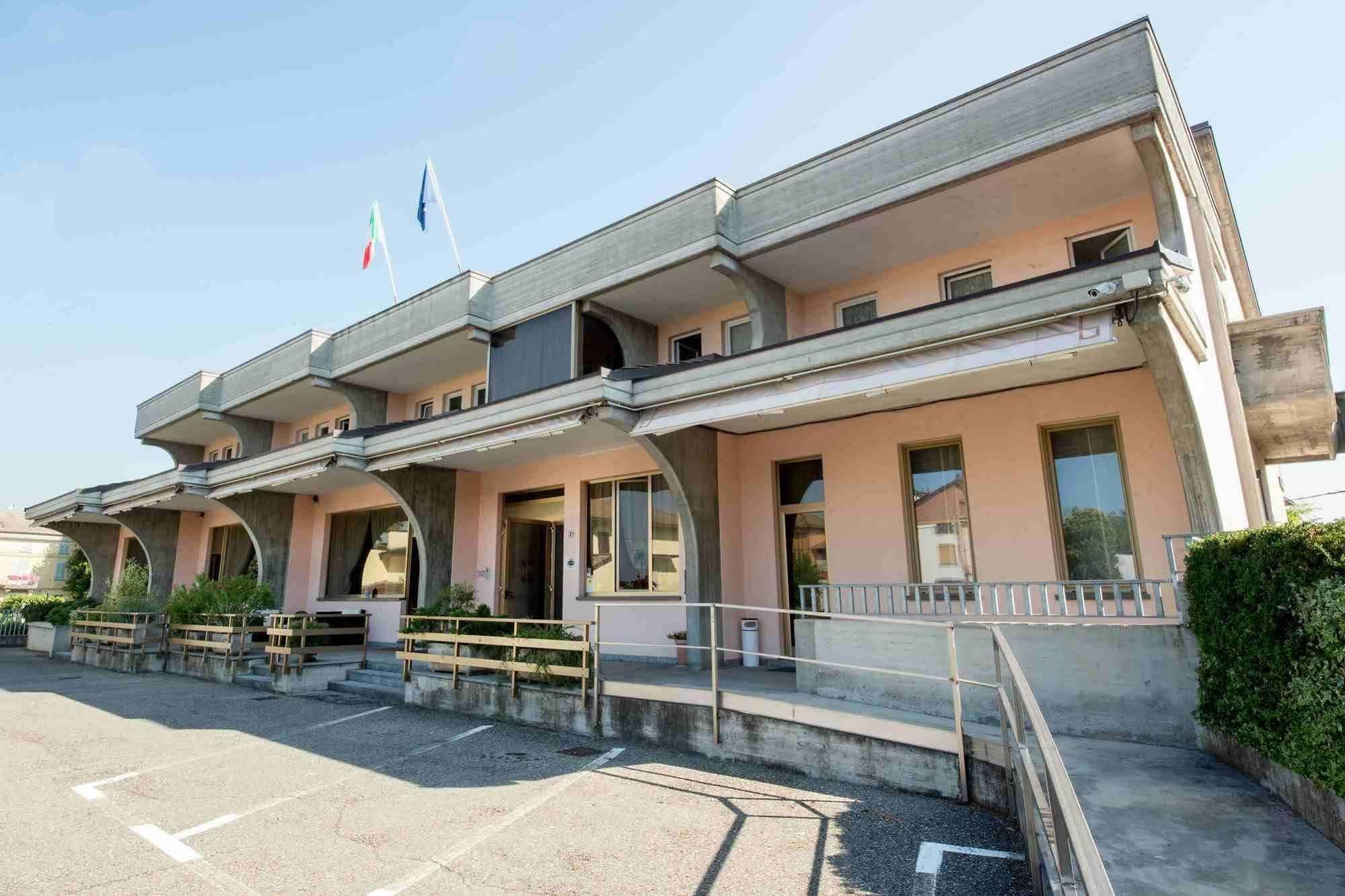 Hotel Route 9 Cadeo Exterior photo
