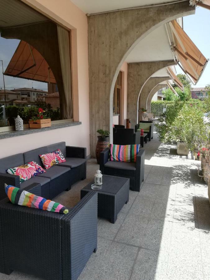 Hotel Route 9 Cadeo Exterior photo